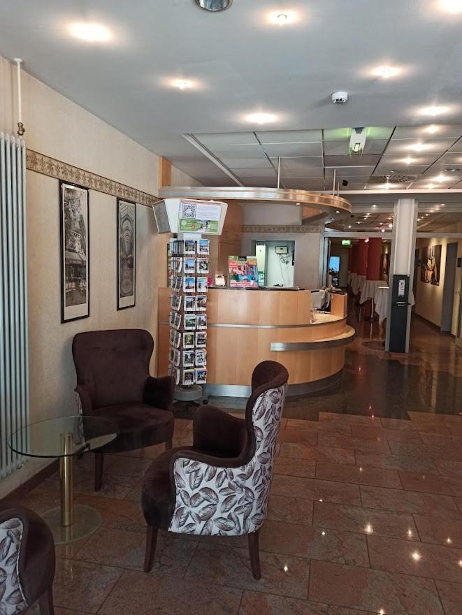 Hotel Domicil Schoenebeck Bagian luar foto